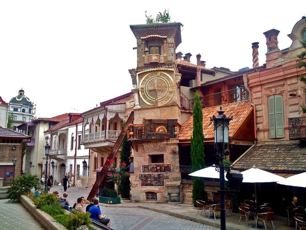 Freedom Square Apartment Tbilisi ภายนอก รูปภาพ